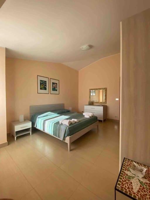 Sunny Home:Palo Del Colle Kültér fotó